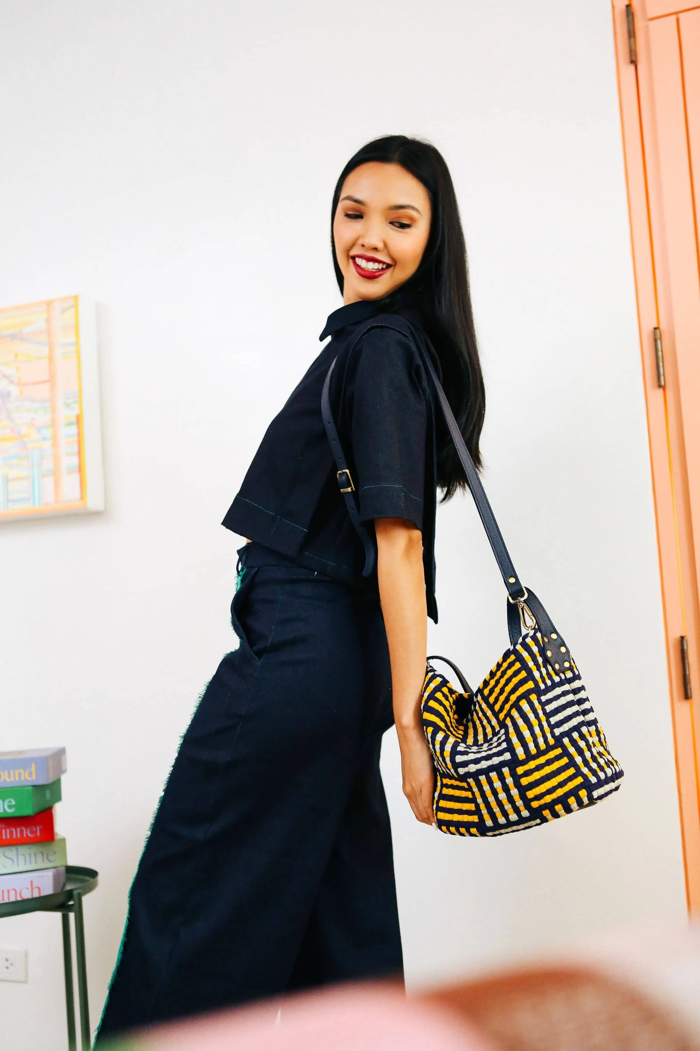 Buslo Mini Mat Pattern Navy & Yellow with Longer Handle