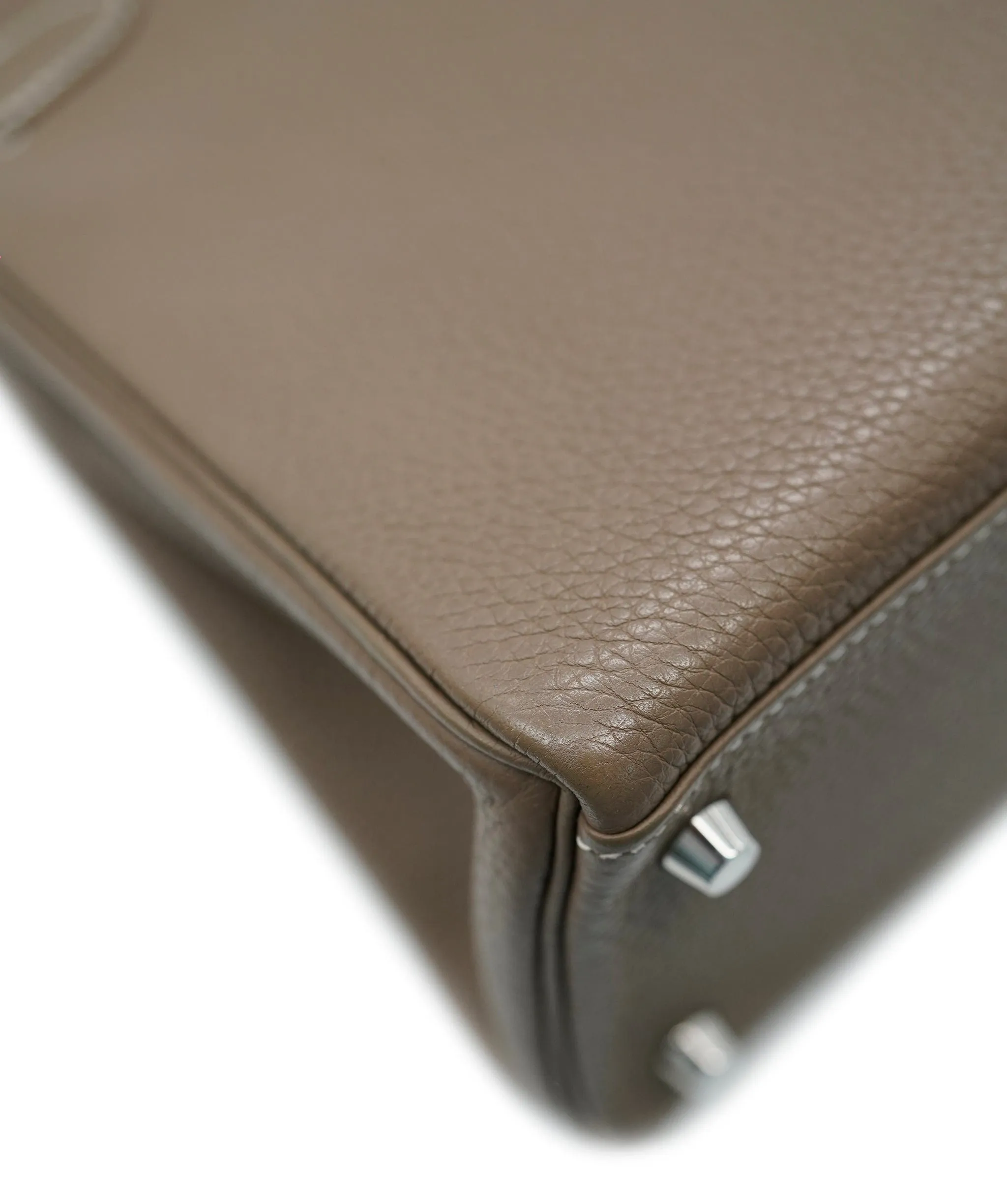 Hermès Kelly 28 Etoupe Togo PHW DXBS0054
