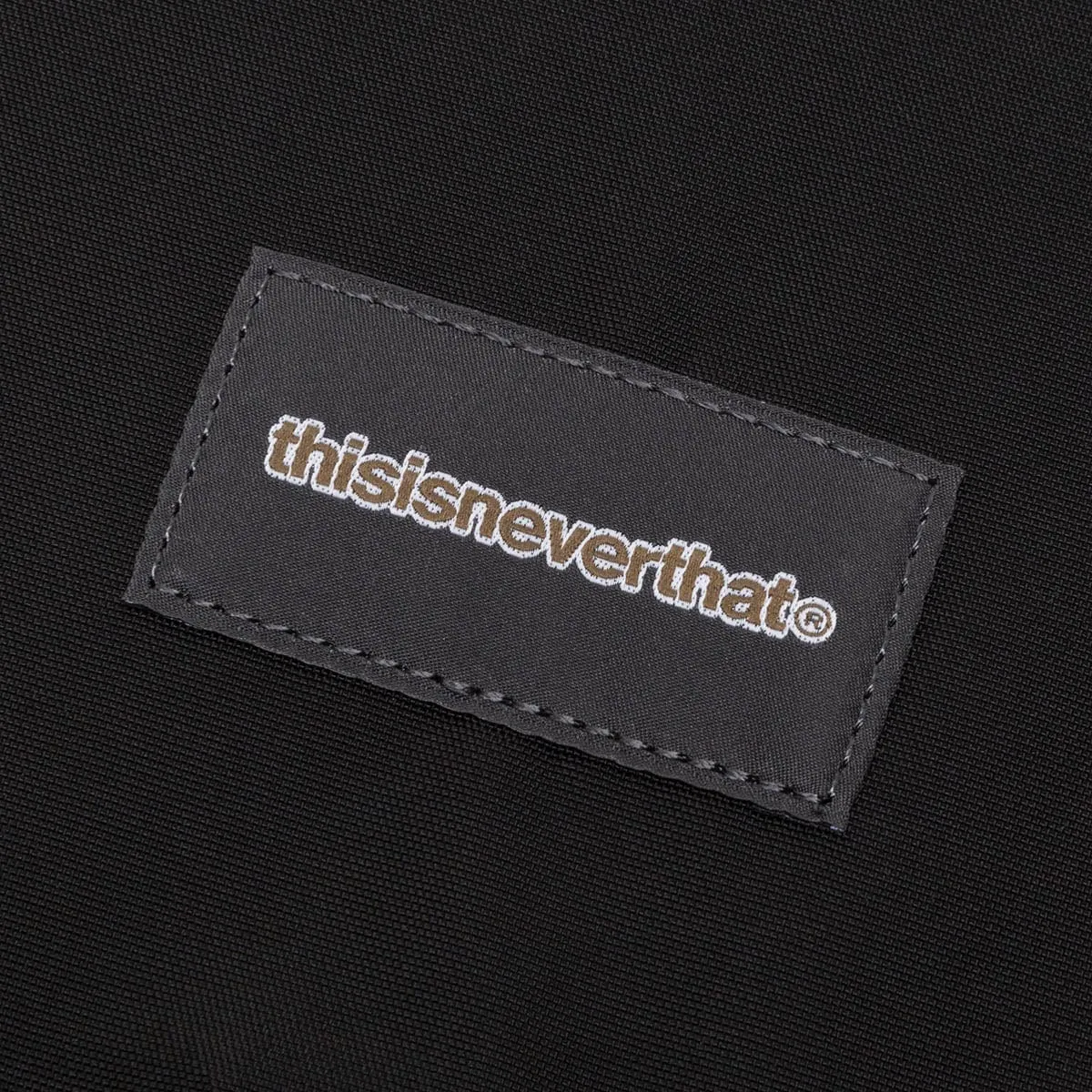 LEICHT MESSENGER BAG