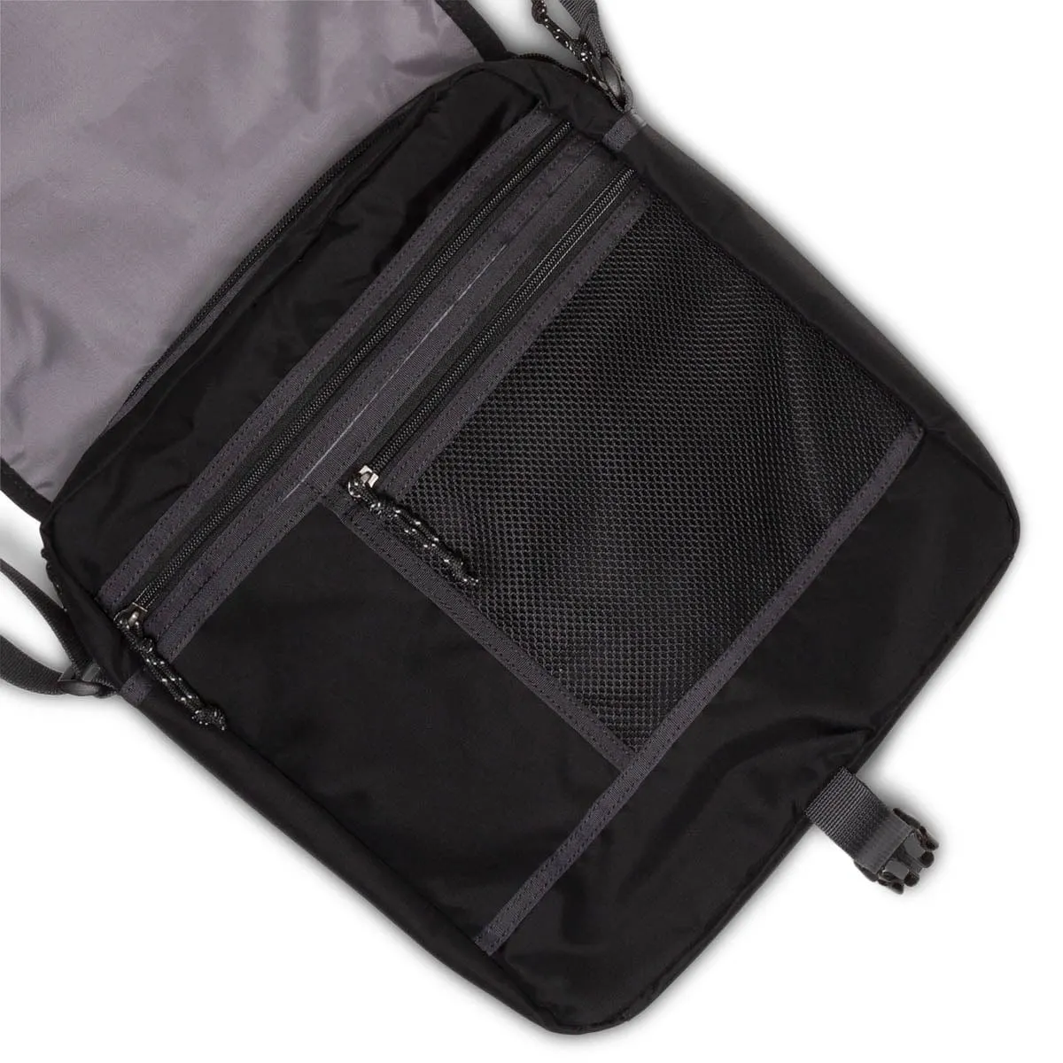 LEICHT MESSENGER BAG