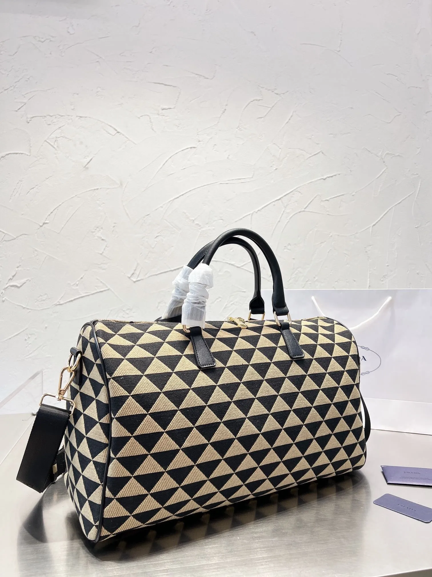 PD174 Symbole embroidered jacquard fabric travel bag / 17.7x9.1x9.6inch