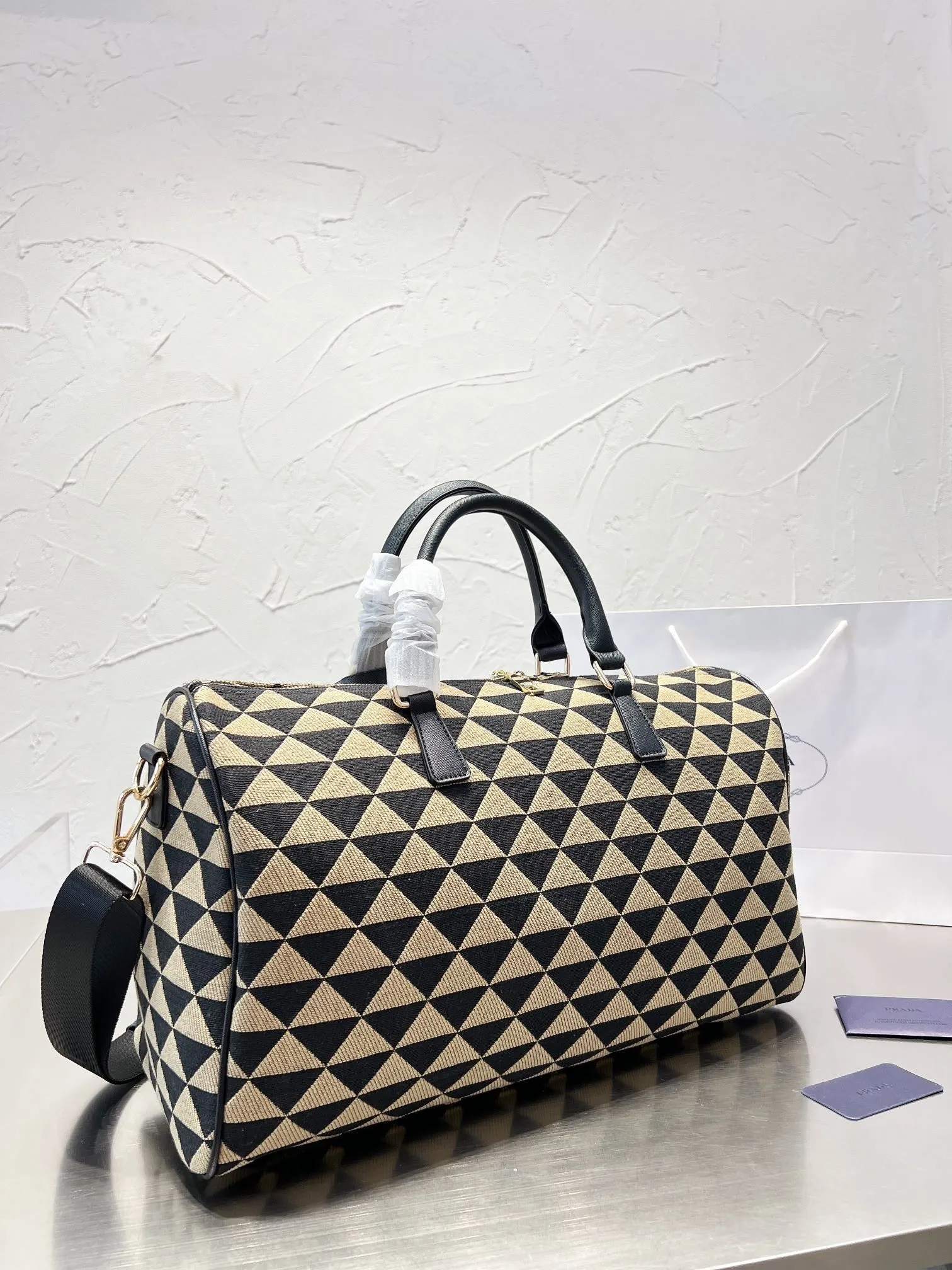 PD174 Symbole embroidered jacquard fabric travel bag / 17.7x9.1x9.6inch