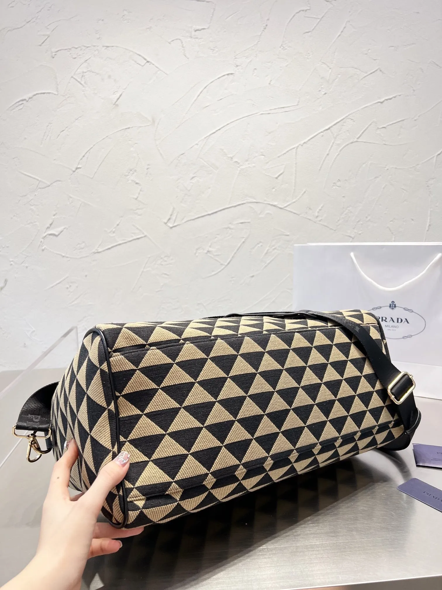 PD174 Symbole embroidered jacquard fabric travel bag / 17.7x9.1x9.6inch