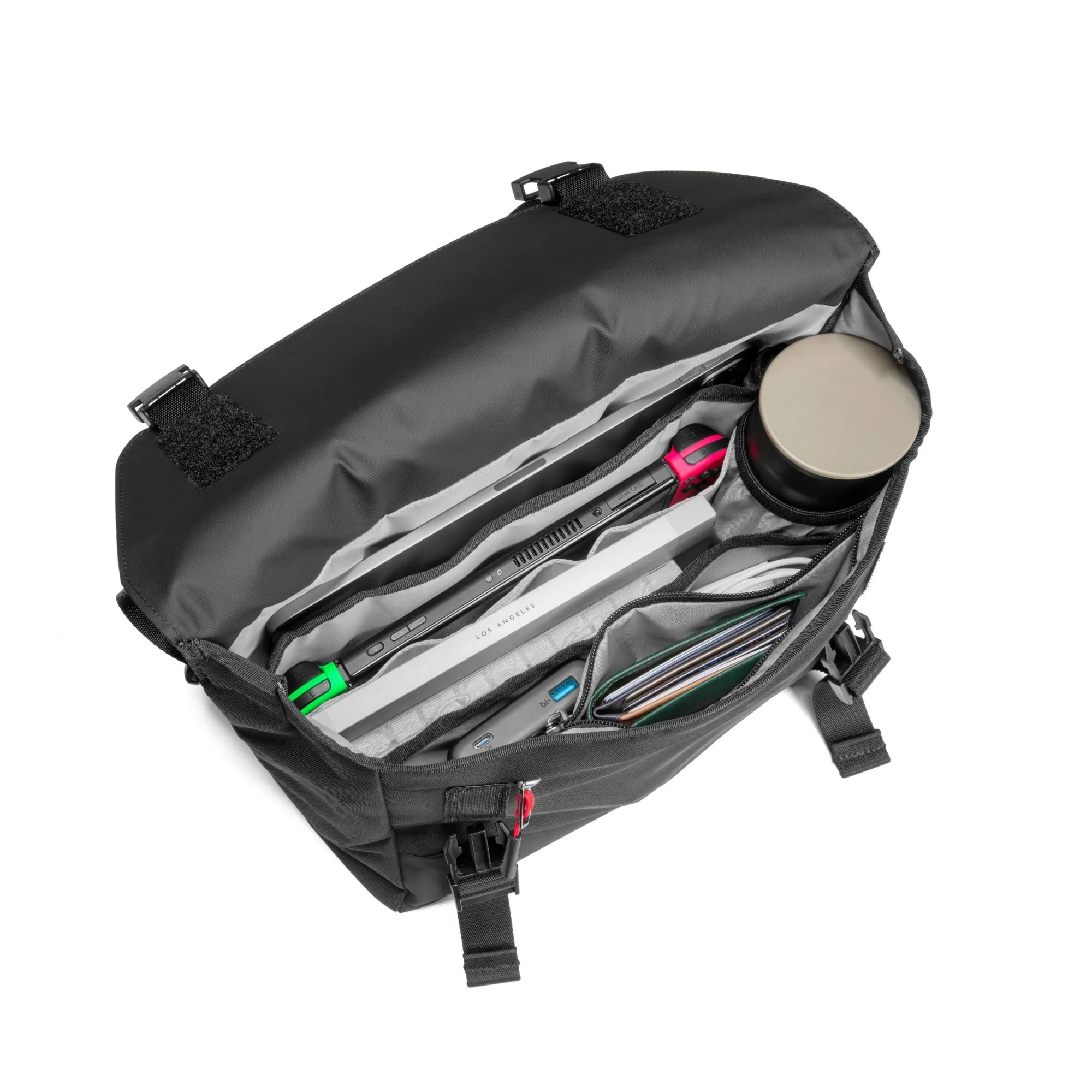 Slash-T27 Shoulder Bag