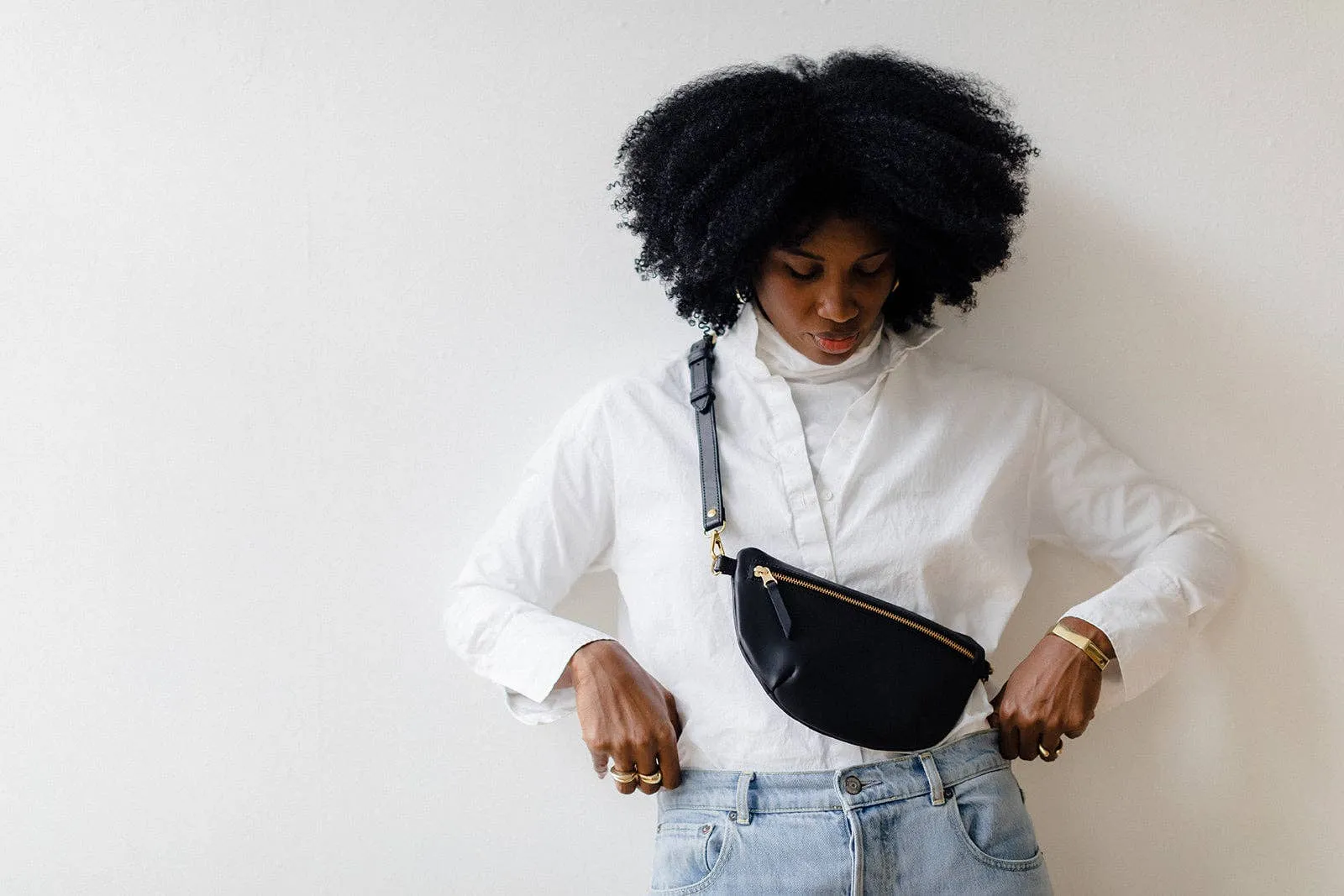 Sling Bag in Black